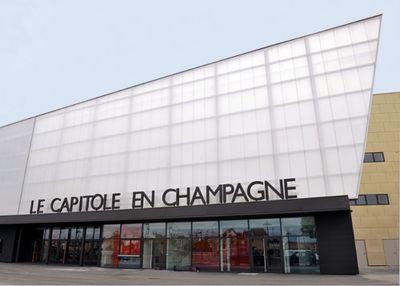 ASU ZOA. Humour : le triomphe de l’humoriste Dieudonné à Châlons-en-Champagne capitole1