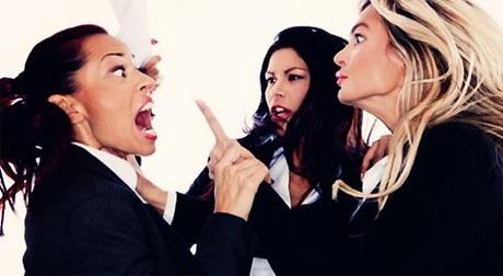 Pour vraiment en finir avec les stagiaires stage fight