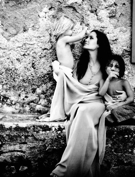 Angelina Jolie par Brad Pitt Angelina Jolie par Brad Pitt