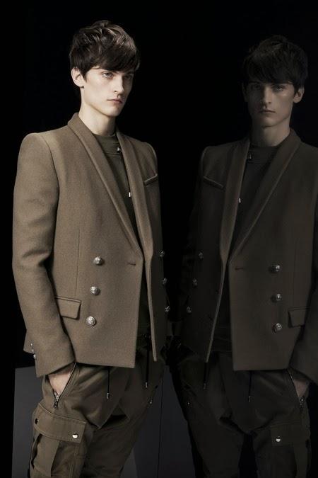 L'armada military chic de la collection Balmain homme pour l'hiver 2014... L'armada military chic de la collection Balmain homme pour l'hiver 2014...