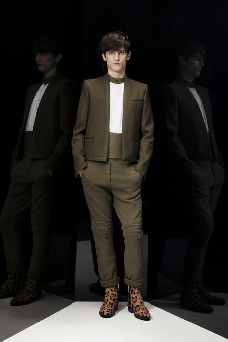 L'armada military chic de la collection Balmain homme pour l'hiver 2014... L'armada military chic de la collection Balmain homme pour l'hiver 2014...