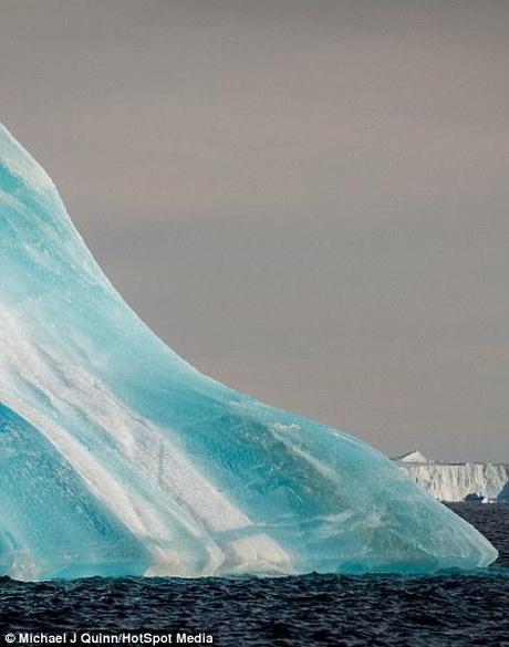 12 photos d'icebergs sculptés par la nature