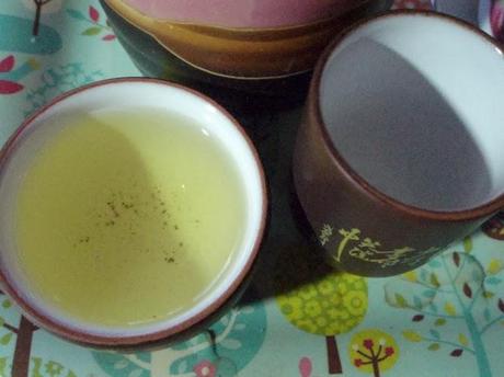 Deux oolongs pour prendre soin de soi: une faible et une forte oxydation Deux oolongs pour prendre soin de soi: une faible et une forte oxydation