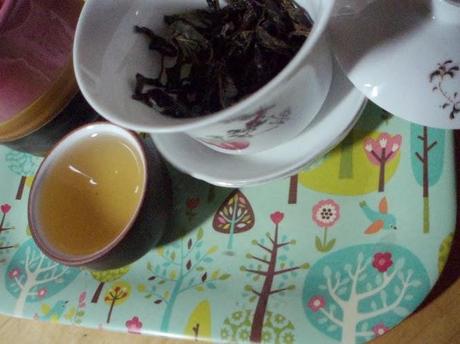 Deux oolongs pour prendre soin de soi: une faible et une forte oxydation Deux oolongs pour prendre soin de soi: une faible et une forte oxydation