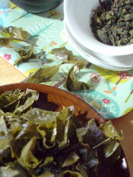 Deux oolongs pour prendre soin de soi: une faible et une forte oxydation Deux oolongs pour prendre soin de soi: une faible et une forte oxydation