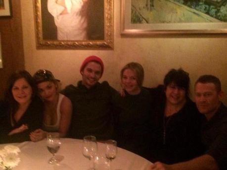 La Team Fifty fête l'anniversaire de Luke Grimes (le frère de Christian Grey) team fifty 3
