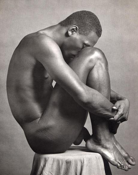 robert_mapplethorpe-ajitto-1981-removed_by_facebook
