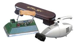 Accessoires pour l'entretien du tapis de billard Accessoires pour l'entretien du tapis de billard