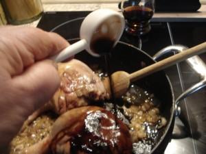 On mange quoi demain ? Cuisses ce canards braisées au miel et balsamique Cuisses de canard braisées au miel et balsamique 3