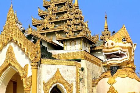 Shwedagon Pagoda ◊ Yangon Shwedagon Pagoda ◊ Yangon