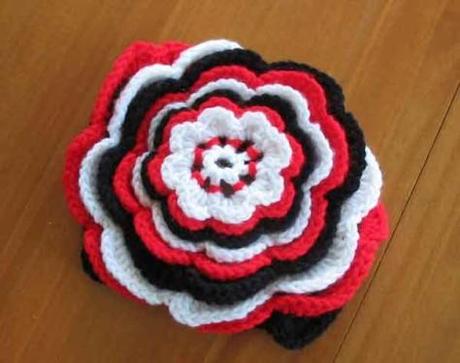 Mystère du Jour de Mai : pas un béret pour métrosexuel string003