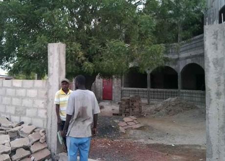 La maison de Kaffrine : Le sourire en prime ! kafrine-rassemb-ext2.jpg