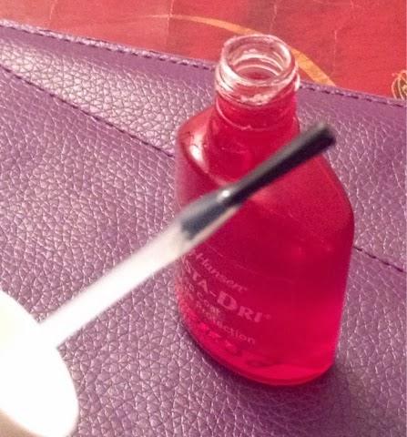 Mon petit plus à chaque manucure : Insta-Dri de Sally Hansen Mon petit plus à chaque manucure : Insta-Dri de Sally Hansen