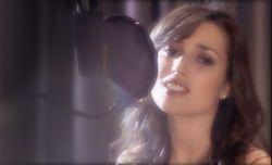 Elsa Esnoult, son 1er clip Fidélité ! Elsa Esnoult, son 1er clip Fidélité !