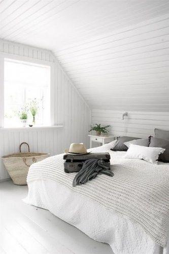 SWEET WHITE DREAMS /// SWEET WHITE DREAMS ///