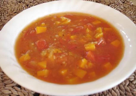 Une soupe aux tomates avec courge spaghetti...encore sans matière grasse !!!