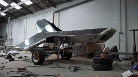 FREDERIC PLATEUS : Il vous fait découvrir son engin supersonique ! 8833_Atelier(c)Frederic_Plateus-MACs