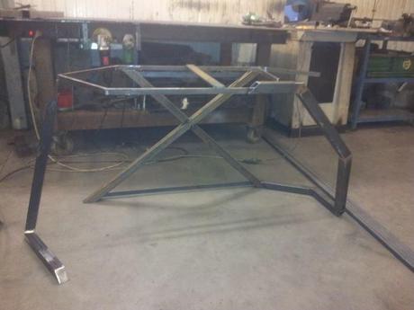 Projet étudiant : Le bureau cintré par Jean-Loïc Ravasseau Projet étudiant : Le bureau cintré par Jean-Loïc Ravasseau