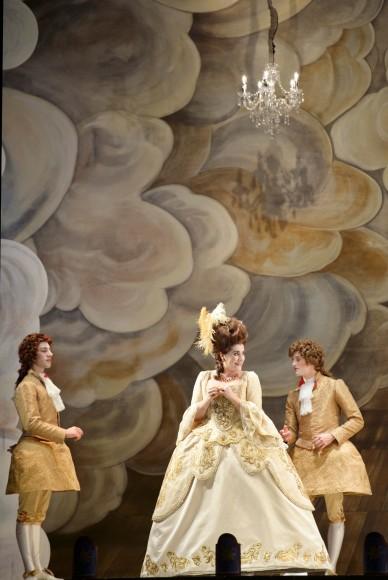 OPERNHAUS ZÜRICH 2013-2014: ALCINA, de Georg Friedrich HAENDEL le 7 FEVRIER 2014 (Dir.mus: Giovanni ANTONINI, Ms en scène: Christof LOY) avec Cecilia BARTOLI Cecilia Bartoli Acte I ©Monika Rittershaus