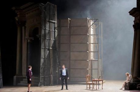 OPERNHAUS ZÜRICH 2013-2014: ALCINA, de Georg Friedrich HAENDEL le 7 FEVRIER 2014 (Dir.mus: Giovanni ANTONINI, Ms en scène: Christof LOY) avec Cecilia BARTOLI Morgana (Julie Fuchs) & Oronte (Fabio Trümpy) Acte III ©Monika Rittershaus