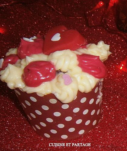 red-velvet-cupcake.jpg