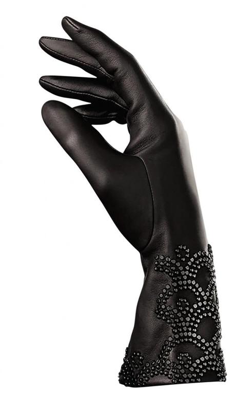 Agnelle et Guerlain relancent les Gants Parfumés AGNELLE-GUERLAIN-GantduPARFUMEUR