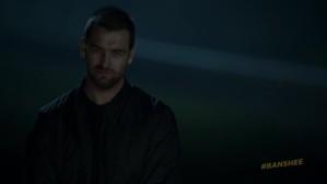 Critiques Séries : Banshee. Saison 2. Episode 6. Armies of One. vlcsnap-2014-02-15-16h36m32s7.jpg