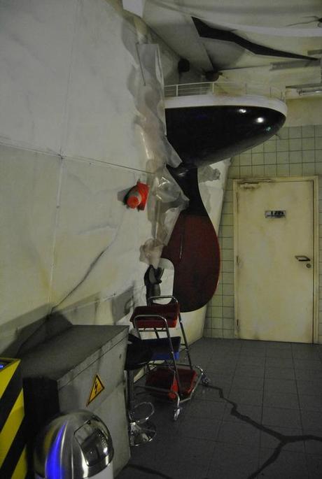 Finitions de la machine à voyager dans le temps _DSC0057