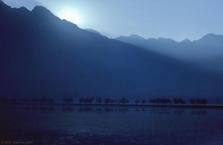 Lever de soleil sur Nishat Suth, Dal Lake, Srinagar
