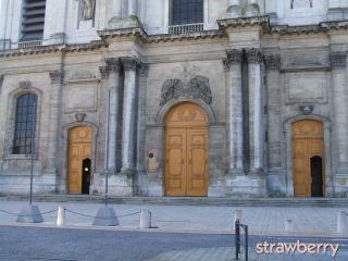 Nancy : place Stanislas, rue, pépinière... Image and video hosting by TinyPic