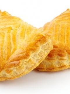 Mini-chaussons apéritifs au boudin et aux pommes Mini-chaussons apéritifs au boudin et aux pommes