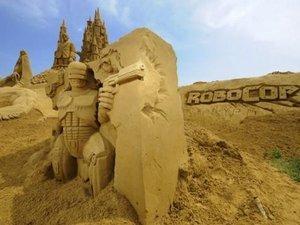 L'Art a un prix, il peut être éphémère mais que c'est beau.... Festival de sculpture sur sable en Belgique....