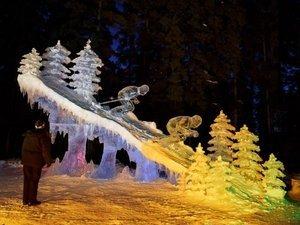 L'Art a un prix, il peut être éphémère mais que c'est beau.... Du bal des méduses en passant par Sotchi à savourer avant que cela ne fonde...