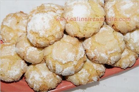 Gheriba ou macaron marocain à la semoule et à la noix de coco