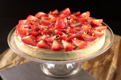 Tarte aux fraises { crème d'amandes et pâtissière } Tarte aux fraises { crème d'amandes et pâtissière }
