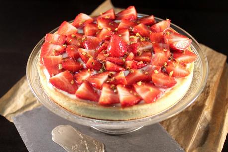 Tarte aux fraises { crème d'amandes et pâtissière } Tarte aux fraises { crème d'amandes et pâtissière }