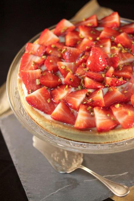 Tarte aux fraises { crème d'amandes et pâtissière } Tarte aux fraises { crème d'amandes et pâtissière }