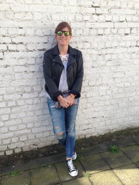 Black Converse photo 3.JPG