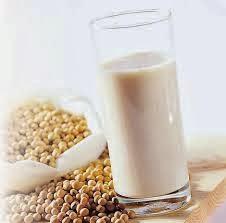 Le lait de soja, la protéine de soja, le Tofu et autres aliments à base de soja sont-ils bons pour vous ? Ou bien vous rendent-ils plus gras et en moins bonne santé ?