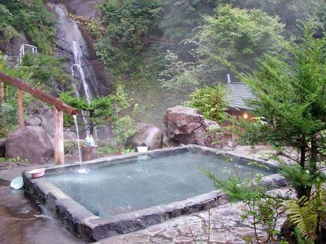 Les bains japonais : Sento, O-furo et Onsen