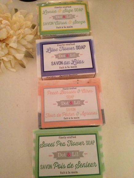 Coup de coeur beauté : les produits printaniers de Dot & Lil savons printemps dot and lil