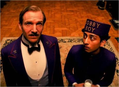 Ralph Fiennes, Tony Revolori - The Grand Budapest Hotel de Wes Anderson - Borokoff / Blog de critique cinéma