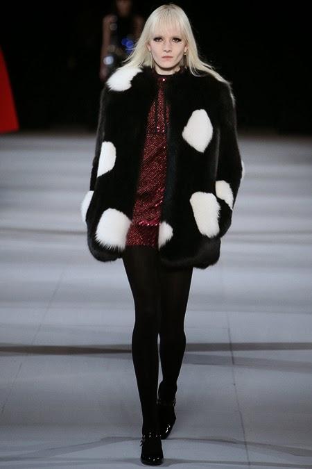 5 look : Le défilé automne/hiver Saint Laurent... 5 look : Le défilé automne/hiver Saint Laurent...