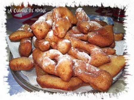 BUGNES dodues et moelleuses (recette grand-père) IMGP7442