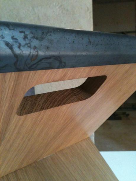 Steel Stool le tabouret à empiler par Noon Studio Steel Stool le tabouret à empiler par Noon Studio