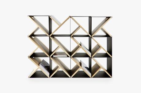 Steel Stool le tabouret à empiler par Noon Studio Steel Stool le tabouret à empiler par Noon Studio