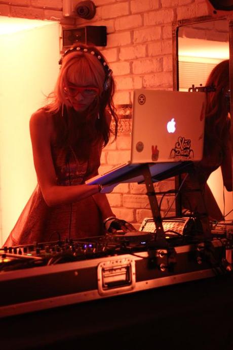 Claire’s Masquerade Party dj soiree claire's