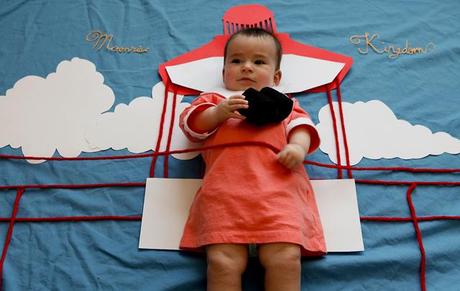 Un bébé habillé par les séries télé du moment karenabad8