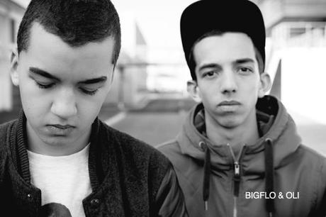 « Monsieur tout le monde », le clip choc de Bigflo & Oli avec Kyan Khojandi BIGFLO-&-OLI