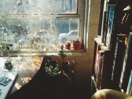 Un soleil un peu timide.
Ici aussi.
Photographie de Bee Walker.